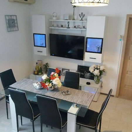 Apartmani Tajana Sukošan Eksteriør bilde