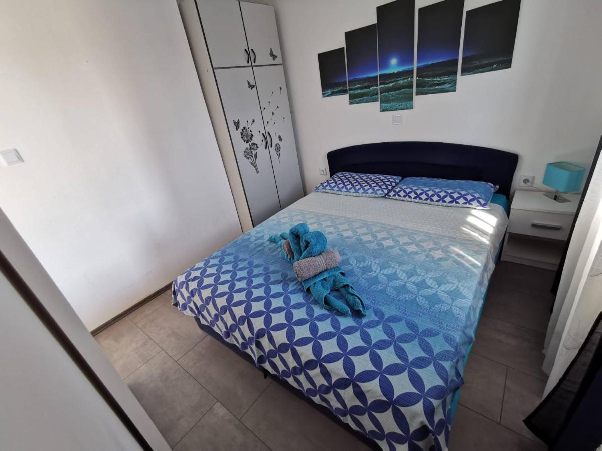 Apartmani Tajana Sukošan Eksteriør bilde