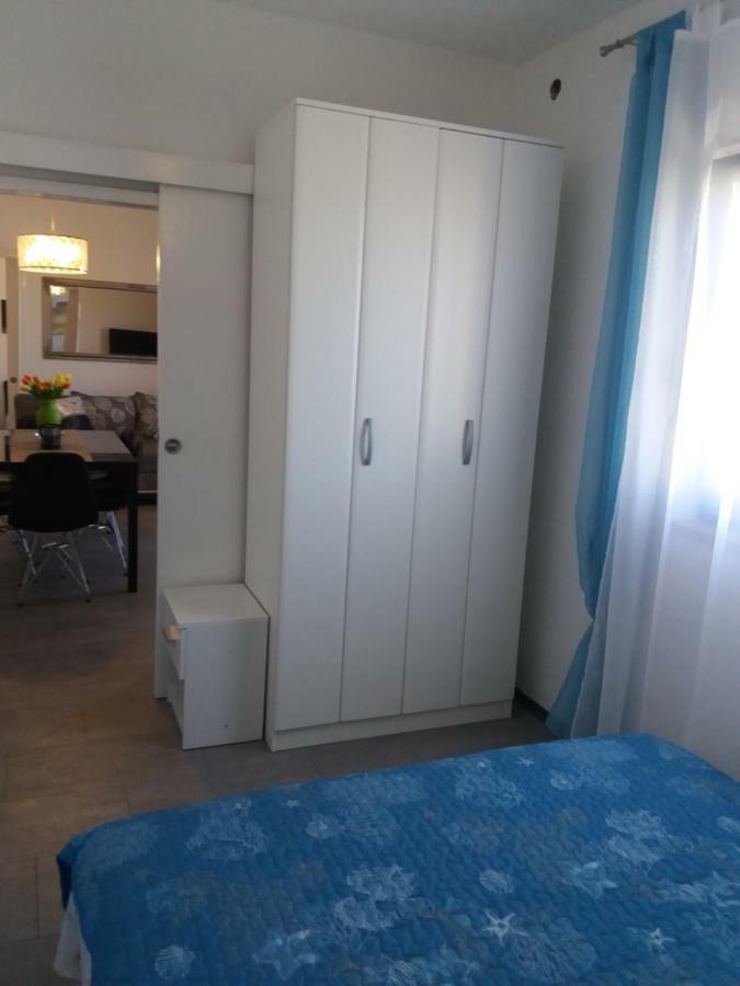 Apartmani Tajana Sukošan Eksteriør bilde